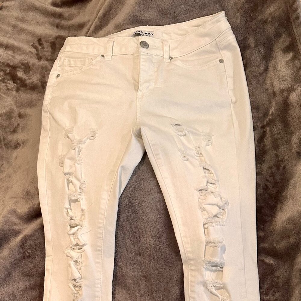 White, Distressed, WAX jean